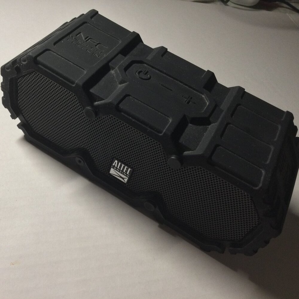Altec Lansing LifeJacket 2 Bluetooth Speaker -